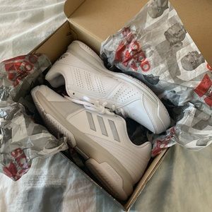 *NEW* Adidas Aspire Tennis Shoes
